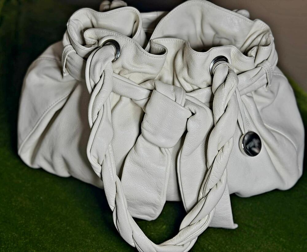 EUC - VINTAGE FURLA Cream White Soft Leather Braided Hobo w/accent charm